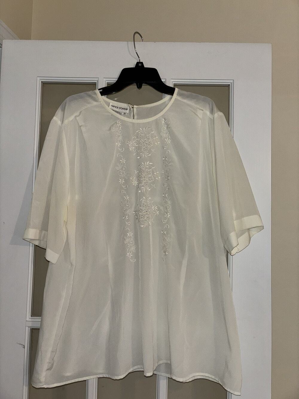 Nancy Crystal white short sleeved embroidered blouse vintage unique 20